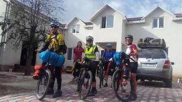Фотографии Хостелы Snow Leopard Hostel г. Каракол (Киргизия) №1 Фото Хостелы Snow Leopard Hostel г. Каракол 1