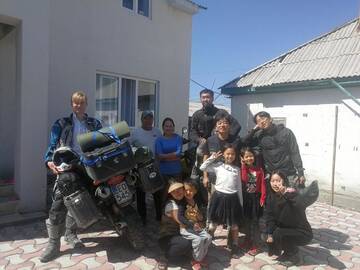 Фотографии Хостелы Snow Leopard Hostel г. Каракол (Киргизия) №2 Фото Хостелы Snow Leopard Hostel г. Каракол 2