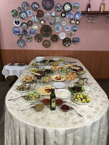 Фото номера Одноместный номер Гостевой дом Tagaytay Karakol Hotel г. Каракол 2