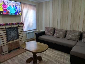 Фото номера Улучшенное шале Шале Kanym Guest Complex г. Каракол 18