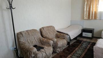 Фото номера Односпальная кровать в общем номере Гостевой дом TwinHouse Karakol г. Каракол 4
