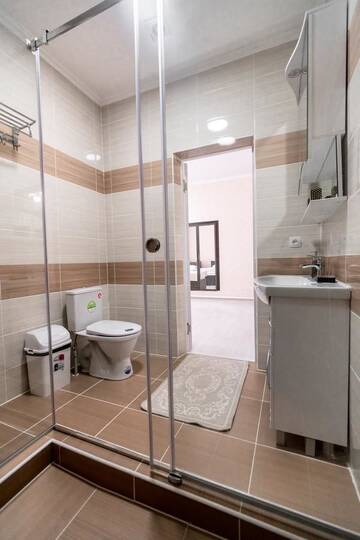 Фото номера Четырехместный номер Делюкс Отель MIXX HOTEL г. Каракол 8