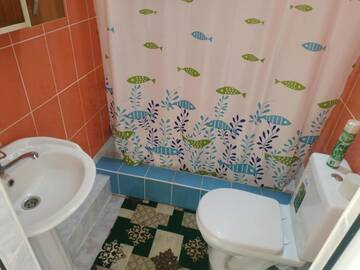 Фото номера Стандартный двухместный номер с 1 кроватью Отель Rahat guest house г. Каракол 6