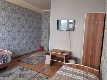 Фото номера Стандартный двухместный номер с 1 кроватью Отель Rahat guest house г. Каракол 17
